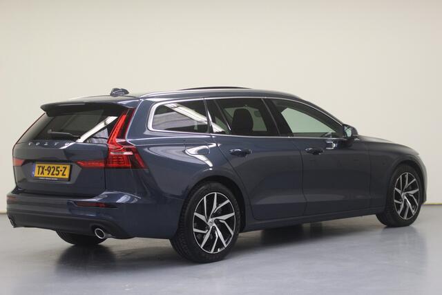 Volvo V60 T5 Momentum Pro | Rijklaarprijs | Intellisafe | Pano dak | Leer |