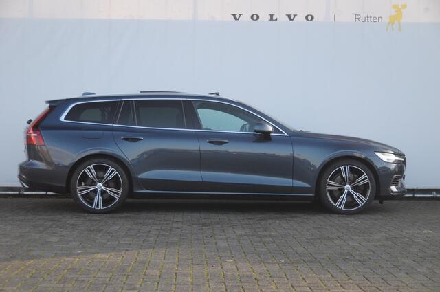 Volvo V60 T6 340PK Automaat Recharge AWD Inscription / Bowers en Wilkins / Adaptieve cruise control/ Panoramadak/ 19" velgen/ BLIS/ Trekhaak/ Stoel en stuurwielverwarming/ Parkeersensoren met 360 Camera/ Elektrische stoelen met geheugen/ Apple carplay/ Keyless ent