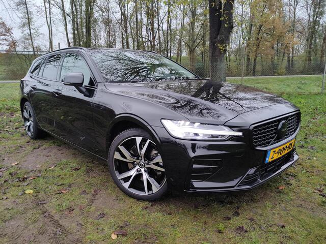 Volvo V60 2.0 B4 Plus Dark | ELEC. STOELEN | LEDER | CAMERA | SENSOREN | TREKHAAK |