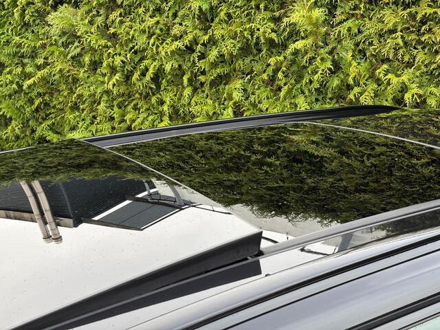 Volvo V60 2.0 T6 Plug-in hybrid AWD Plus Dark | Panoramadak | Harman/Kardon | Trekhaak |