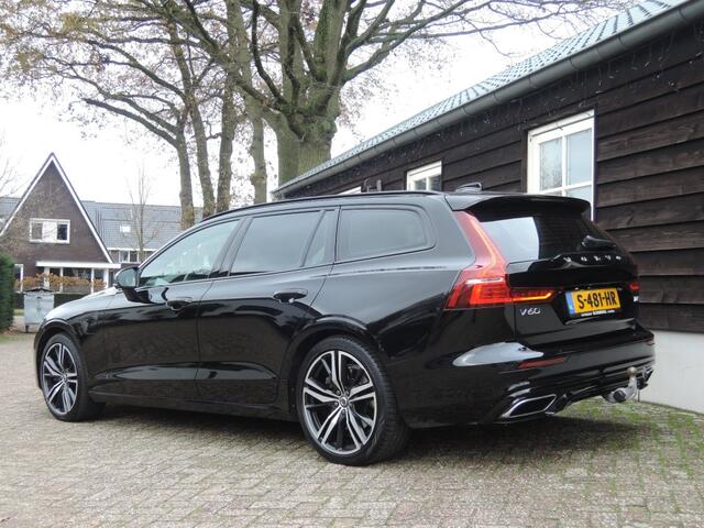 Volvo V60 2.0 T8 TE AWD R-DESIGN
