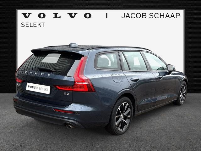 Volvo V60 2.0 B3 Momentum Advantage / Lederen bekleding / verwarmbare voorstoelen en stuur / Trekhaak / Parkeercamera /