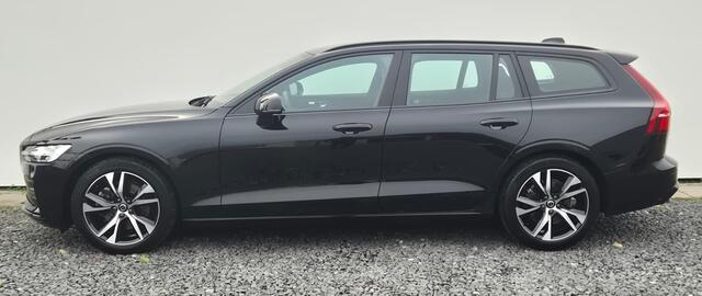 Volvo V60 2.0 B4 Plus Dark Leder pakket RG0R - 18" Wielen - Climate - Donkere hemel - Electrisch bedienbare voorstoelen met memory