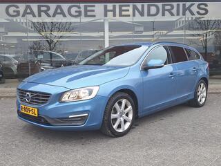 volvo-v60-2.0-t3-momentum--trekhaa
