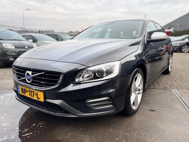 Volvo V60 2.0 D3 R-DESIGN EURO 6