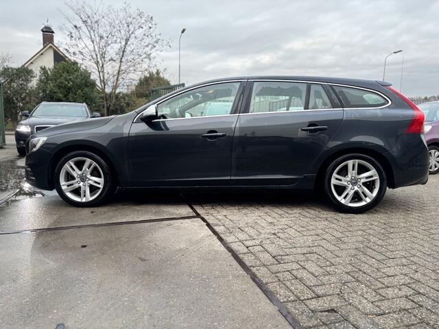 Volvo V60 2.0 D3 R-DESIGN EURO 6