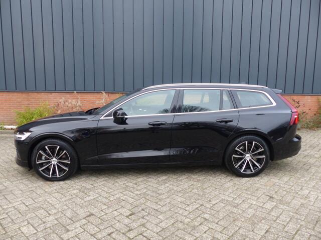 Volvo V60 T6 Plug-in hybrid AWD Essential
