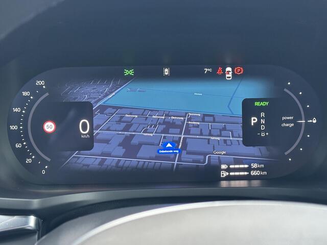 Volvo V60 2.0 T6 Plug-in hybrid AWD Plus Dark Adaptieve cruise control / BLIS / 360 camera / elektr. verst. Contourstoelen / stuur-,stoel-, voorruit verw. / Harman Kardon audio / Trekhaak / Keyless drive / All season banden