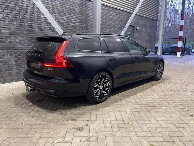 Volvo V60 T6 Plug-in hybrid Ultra Dark | Head-Up | Bowers&Wilkins | Panoramadak | Trekhaak | Massage | ACC