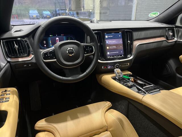 Volvo V60 T6 Plug-in hybrid Ultra Dark | Head-Up | Bowers&Wilkins | Panoramadak | Trekhaak | Massage | ACC