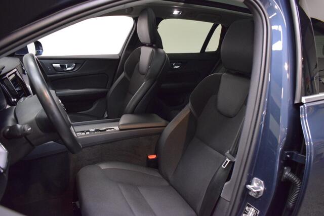 Volvo V60 50322km 2.0 B3 163pk AUT7 BNS Pro Trekhaak 1800kg/ Schuifdak/ Camera/ Stoel, Stuur en voorruit verw.