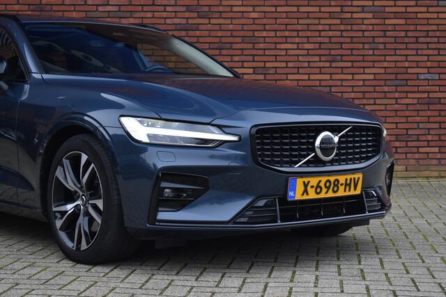 Volvo V60 B4 211PK Plus Dark | Climate | Trekhaak | Schuif-/kanteldak | Lighting |