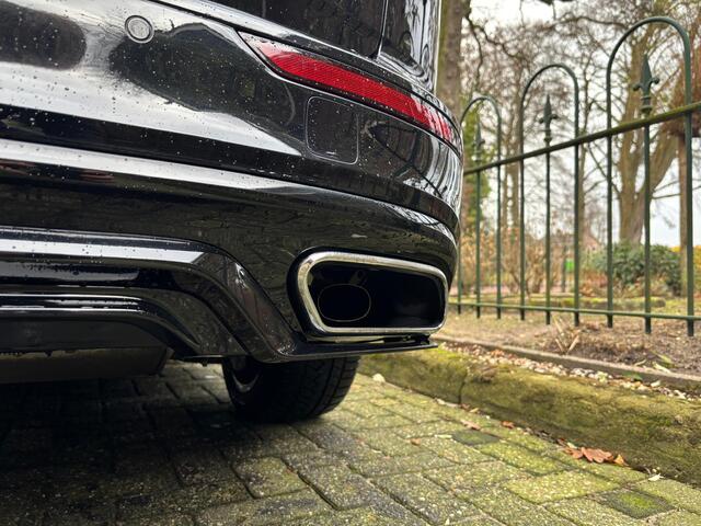 Volvo V60 2.0 B4 R-Design