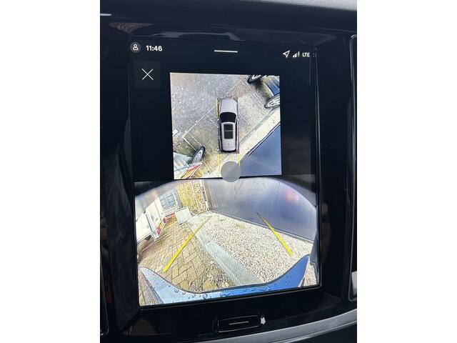 Volvo V60 2.0 T8 Plug-in hybrid AWD Plus Perform. Ed. Dark Pano dak / Head-up display / Visual park assist / Extra getint glas / 19"triplesp wielen / Nappa-open grit contourstoelen