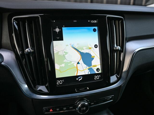 Volvo V60 2.0 D4 Momentum · Camera · Blis · Adaptive Cruise · Virtual Cockpit · Lane Assist · Apple Carplay/Android Auto · Trekhaak