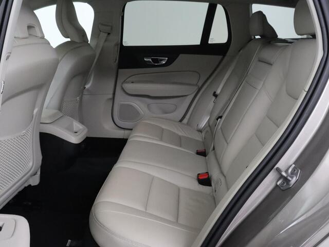 Volvo V60 2.0 B4 Inscription | Trekhaak | Leder | Stoel & stuurverwarming | Camera | Adaptive cruise | Carplay | Navigatie | Keyless | Climate control | Parkeerhulp