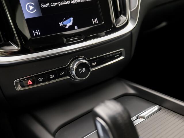 Volvo V60 2.0 B3 Sport 177Pk Automaat (APPLE CARPLAY, GROOT NAVI, CAMERA, ELEK ACHTERKLEP, SPORTSTOELEN, ADAPTIVE CRUISE, LANE ASSIST, NIEUWSTAAT)