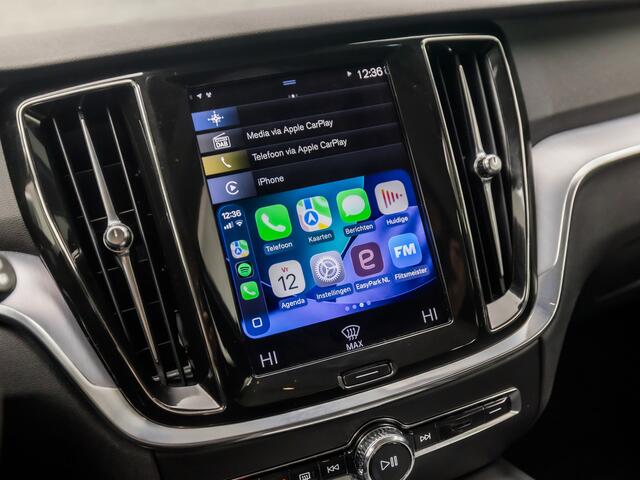 Volvo V60 2.0 B3 Sport 177Pk Automaat (APPLE CARPLAY, GROOT NAVI, TREKHAAK, CAMERA, SPORTSTOELEN, ADAPTIVE CRUISE, LED KOPLAMPEN, NIEUWSTAAT)