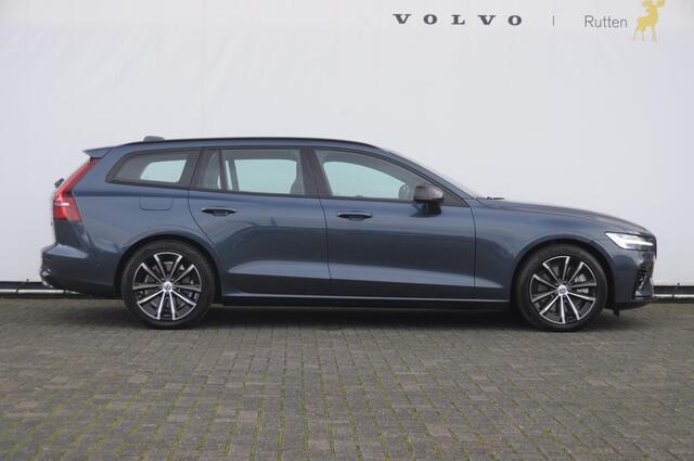 Volvo V60 T6 350PK Automaat AWD Plus Dark / Adaptive cruise control / Elektrische stoelen / Harman Kardon audio / Trekhaak / Pilot assist / BLIS / Stoel en stuur verwarming / Elektrische achterklep / Parkeersensoren met 360 camera / Google infotainment