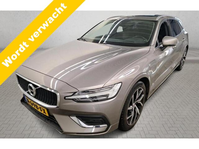Volvo V60 2.0 T6 Recharge 340 pk AWD Momentum Pro Navigatie Trekhaak Panoramadak Head Up Camera Dab Carplay Getint Glas NL Auto