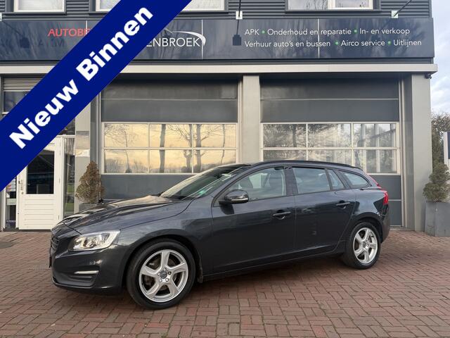 Volvo V60 2.0 D2 Kinetic Bj 2016 Dealer onderhouden Zuinige diesel