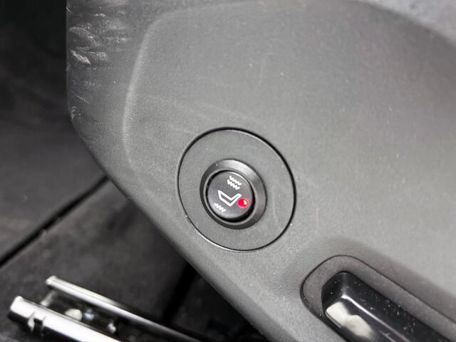 Volvo V60 2.0 B3 Momentum Advantage | Adaptive cruise | 19" | Leder | Stoe