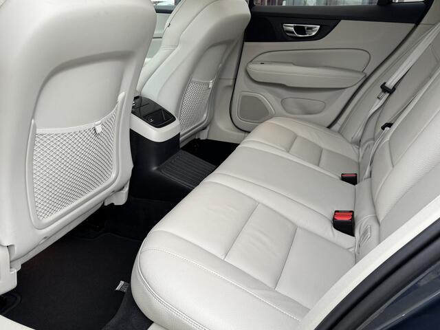 Volvo V60 2.0 T6 Recharge AWD Inscription | Camera | Trekhaak | Adaptive Cruise |