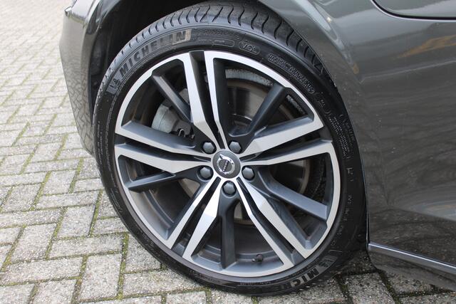 Volvo V60 2.0 T8 Recharge AWD R-Design LEDER MEMORY B&W 19'' NL AUTO