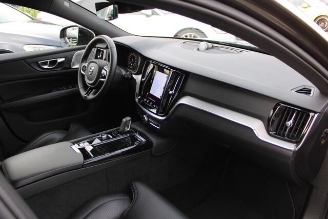 Volvo V60 2.0 T8 Recharge AWD R-Design LEDER MEMORY B&W 19'' NL AUTO