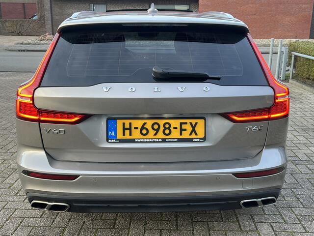 Volvo V60 2.0 T6 Recharge 340 pk AWD Momentum Pro Navigatie Trekhaak Panoramadak Head Up Camera PDC v+a Dab Carplay Extra Getint Glas NL Auto 1e Eigenaar Plug in Hybride