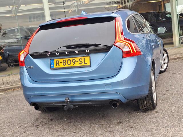 Volvo V60 2.0 T3 Momentum | Trekhaak 1600kg | Navi | Climate | Memory Seat | occasion