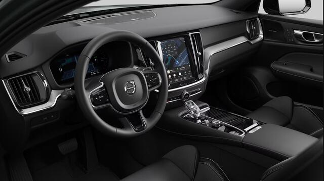 Volvo V60 T6 Plug-in hybrid AWD Plus Dark | Schuif-/kanteldak | Extra getint glas achter | 19" 5-triplespaaks Glossy Black Diamond Cut