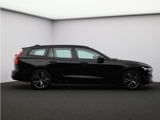 Volvo V60 2.0 B4 Essential Edition / Adaptive Cruise / Climate Pack / BLIS / Pilot Assist / 18" Wielen / Park Assist Achter+Voor /