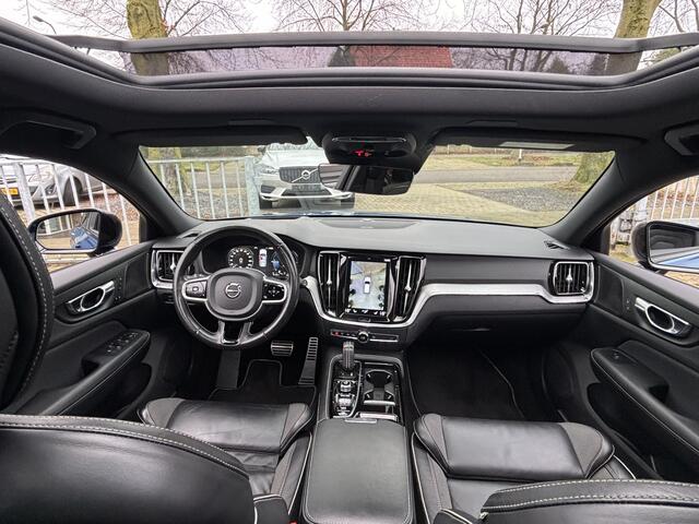 Volvo V60 T8 Recharge AWD R-Design 360 Pano Keyless DAB HeadUp Harman Kardon