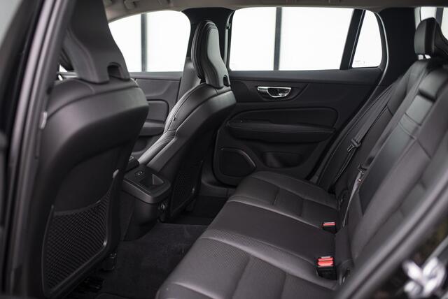 Volvo V60 2.0 T5 Inscription | Adaptive Cruise Control | Ventilatie voorstoelen | Standkachel | Stoelverwarming voor & achter | Stuurverwarming | Harman / Kardon | Memory Seats |