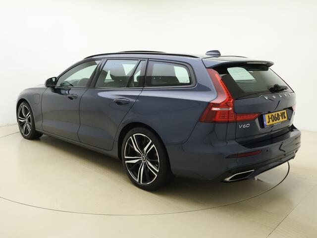 Volvo V60 T6 340pk AWD R-Design / Head-Up / Panoramadak / 360 Camera / Full-LED / Harman&Kardon / El. Sportstoelen / Keyless / Trekhaak / ACC / BLIS / DAB / El. Achterklep /