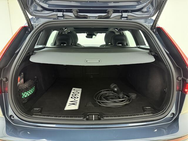 Volvo V60 T6 340pk AWD R-Design / Head-Up / Panoramadak / 360 Camera / Full-LED / Harman&Kardon / El. Sportstoelen / Keyless / Trekhaak / ACC / BLIS / DAB / El. Achterklep /