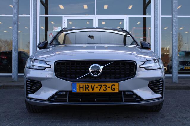 Volvo V60 T6 Automaat Plug-in hybrid AWD Plus Dark | Trekhaak | H&K Audio | 360 Camera | Verw. Stoelen & Achterbank | Keyless |