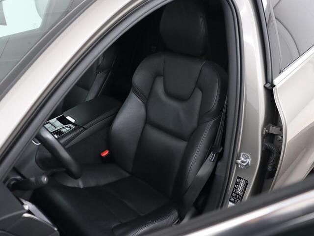 Volvo V60 2.0 T6 AWD Recharge Business Pro | Leder | Trekhaak | Stoel & stuurverwarming | Adaptive cruise | Camera | Carplay | Navigatie | Full LED | Parkeerhulp | PHEV | Plug In