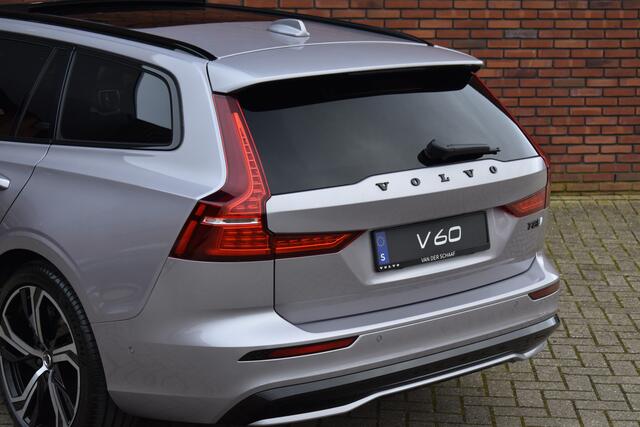 Volvo V60 T8 450PK Plug-in hybrid AWD Ultra Perf. Ed. Dark | Lounge pack | Nappa leder met ventilatie | 19 inch velgen
