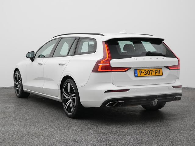 Volvo V60 2.0 B3 Momentum Advantage | CAMERA | STOEL- EN STUURVERW. | TREKHAAK
