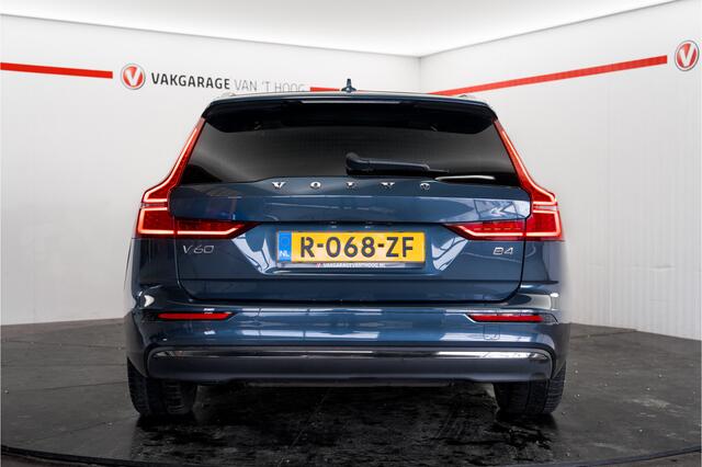 Volvo V60 2.0 B4 Plus Bright Panoramadak Trekhaak Leder