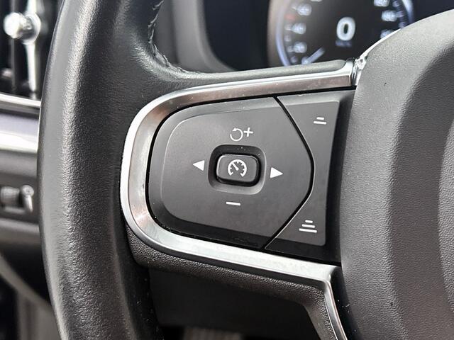 Volvo V60 2.0 B3 Momentum Advantage | Leder | Adaptive Cruise | 19" LMV |