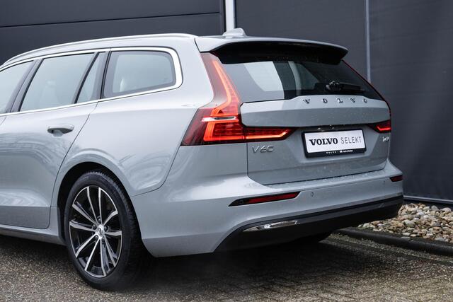 Volvo V60 T6 Plug-in hybrid AWD Essential Edition | Volvo guard | Keyless | Verstelbare lendensteunen | 18 inch lichtmetalen velgen |