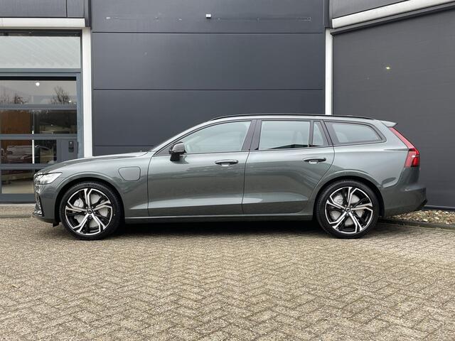 Volvo V60 2.0 T8 Plug-in hybrid AWD Plus Dark | Nappa Leder | 19" Velgen | Parkeercamera | Elektrische achterklep