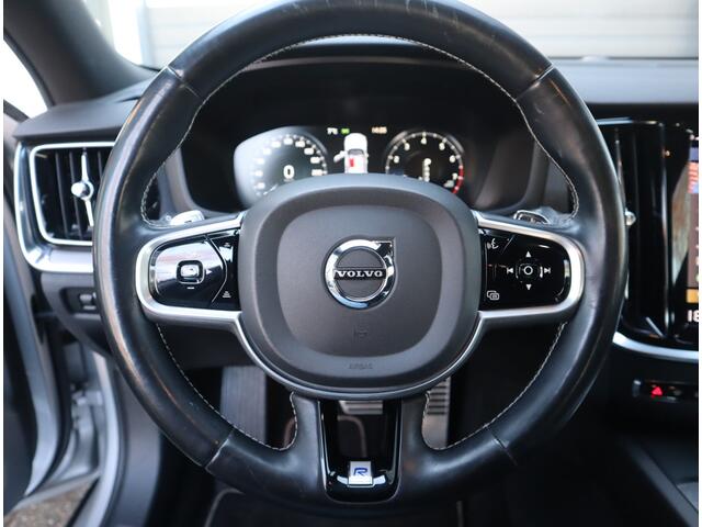 Volvo V60 2.0 T5 R-Design / Polestar Engineerd