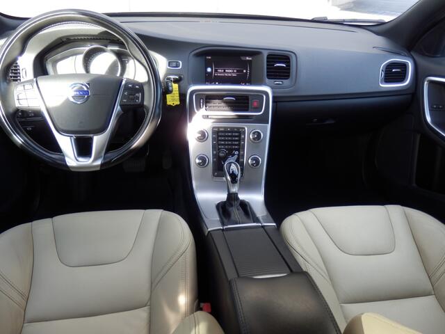 Volvo V60 1.5 T3 Polar+ Dyn. I 100 % dealer onderhouden I