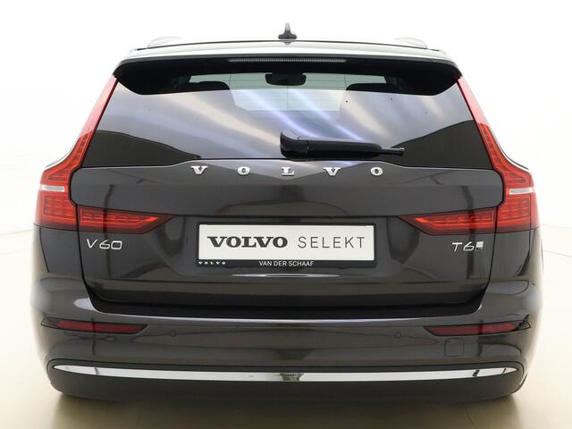 Volvo V60 T6 350pk AWD Essential Bright / Blond leder / ACC / PDC V+A / Camera / Stoel/- en stuurverwarming / 19'' Velgen / Getint glas /