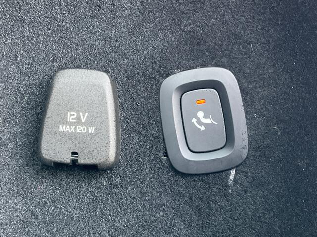 Volvo V60 2.0 B3 Inscription Elek.Trekhaak Stoel/Stuurverw Leer Memory Adap.Cruise NL-Auto!