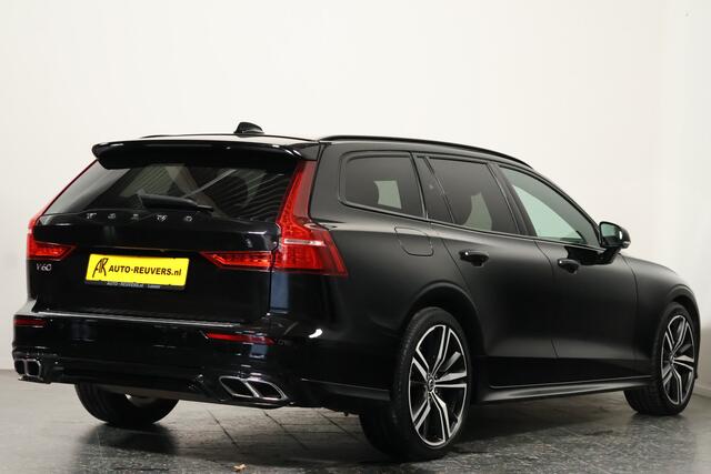 Volvo V60 2.0 T8 Twin Engine AWD R-Design / Pilot assist / HUD / Harmankardon / CarPlay